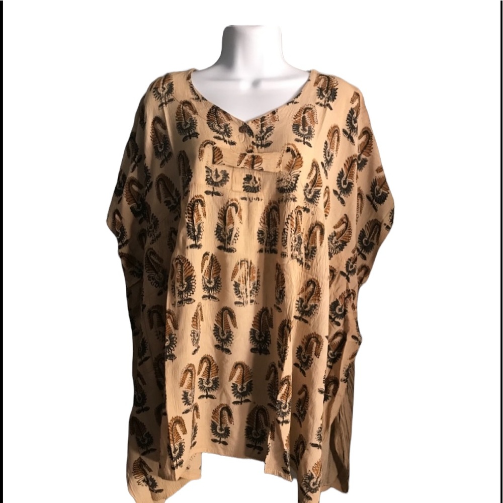 NWT.  Sacred Threads ONESIZE Blouse.  CL/GR06.    220302B